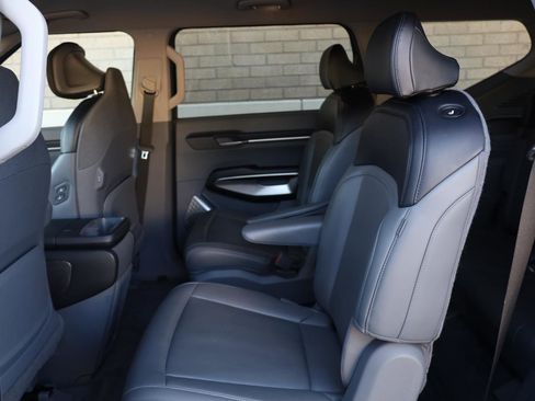 Used 2024 Kia EV9 Light Long Range image 19