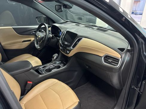 Used 2023 Chevrolet Equinox Premier AWD/4WD image 13