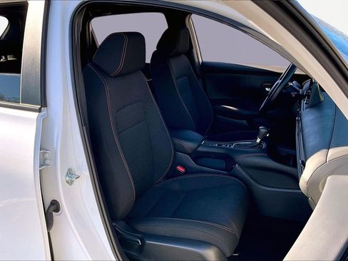 Used 2025 Honda HR-V Sport image 21