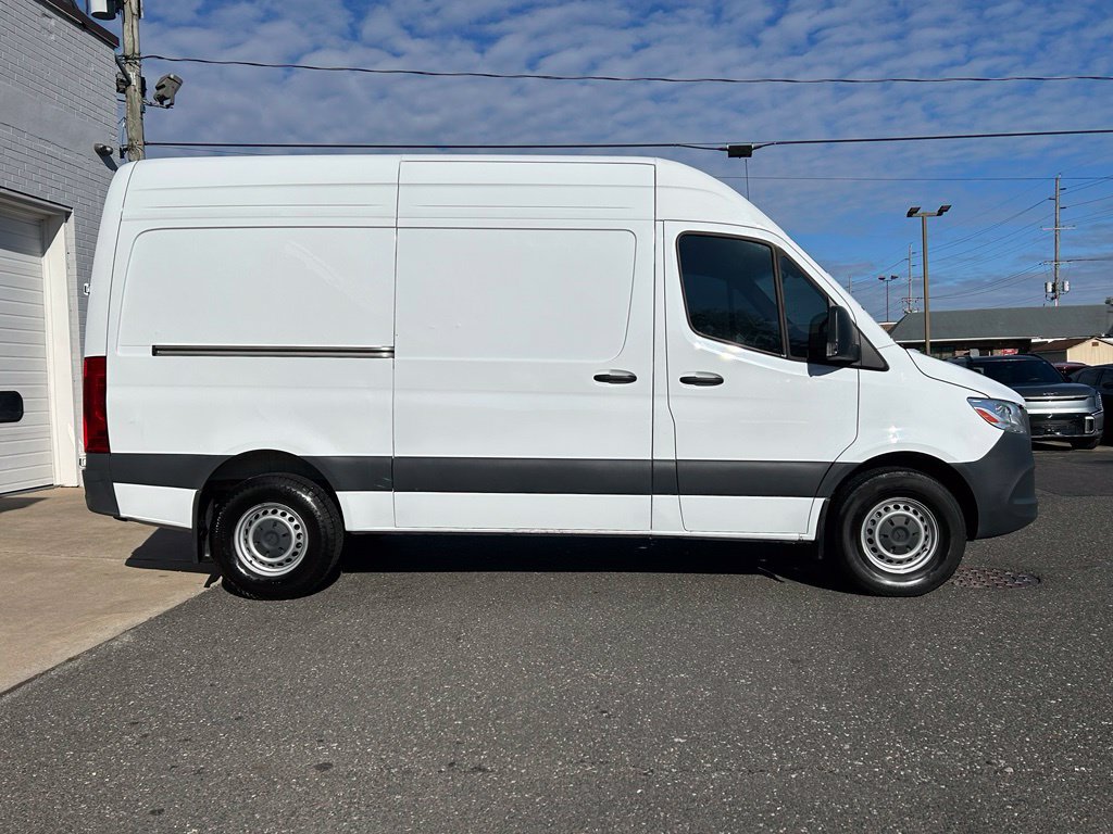 Used 2025 Mercedes-Benz Sprinter 2500 image 8