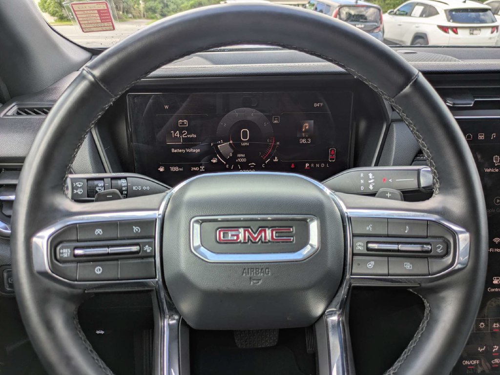 Used 2025 GMC Terrain Elevation AWD/4WD image 29