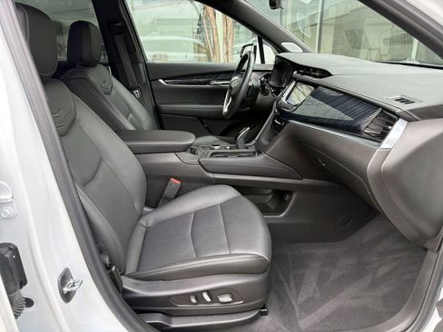 Certified 2023 Cadillac XT6 Premium Luxury w/ Technology Package image 13