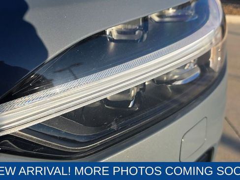 Used 2023 Volvo XC60 T8 Ultimate w/ Climate Package image 9