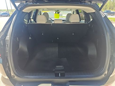 Certified 2023 Hyundai Tucson Limited AWD/4WD image 37