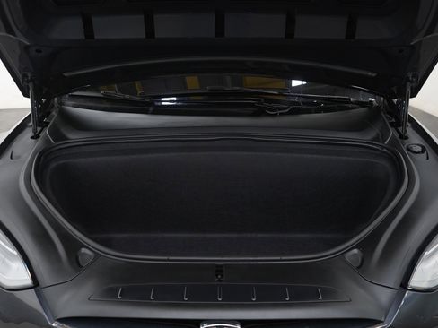 Used 2018 Tesla Model X 100D AWD/4WD image 30