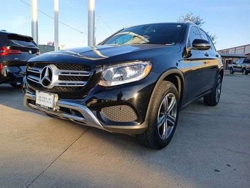 Used 2018 Mercedes-Benz GLC 300 image 3