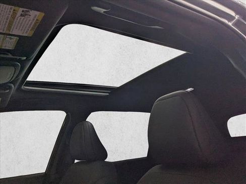 Used 2025 Subaru Forester Limited image 15