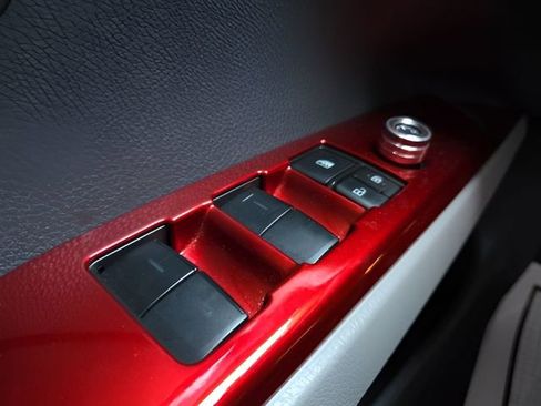 Used 2023 Toyota Camry SE w/ Cold Weather Package image 21