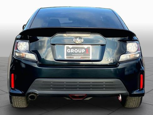 Used 2015 Scion tC FWD image 5