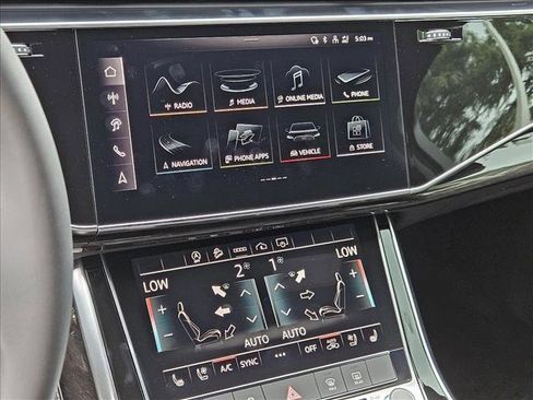 Certified 2025 Audi Q7 3.0T Premium Plus image 11