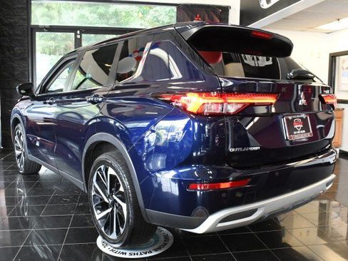 Used 2023 Mitsubishi Outlander SE AWD/4WD image 13