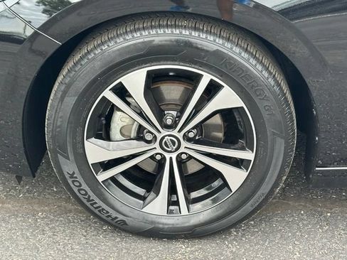 Used 2023 Nissan Sentra SV w/ All-Weather Package FWD image 8