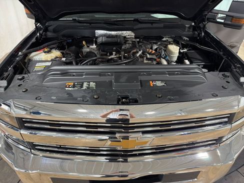 Used 2016 Chevrolet Silverado 2500 LT image 34