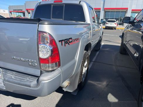 Used 2015 Toyota Tacoma PreRunner w/ TRD Sport Package image 5