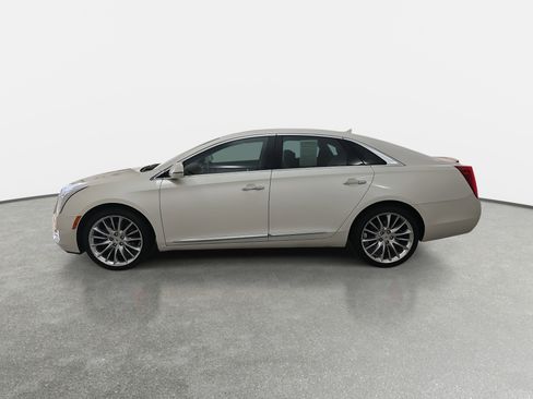 Used 2013 Cadillac XTS Platinum image 8