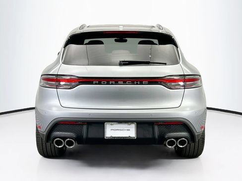 Used 2026 Porsche Macan AWD/4WD image 6