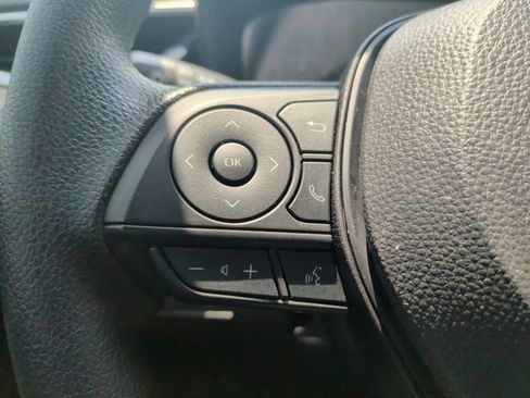 Used 2024 Toyota Corolla LE FWD image 19