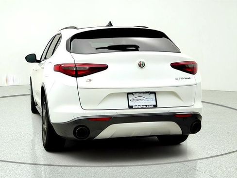 Used 2023 Alfa Romeo Stelvio Ti AWD/4WD image 6