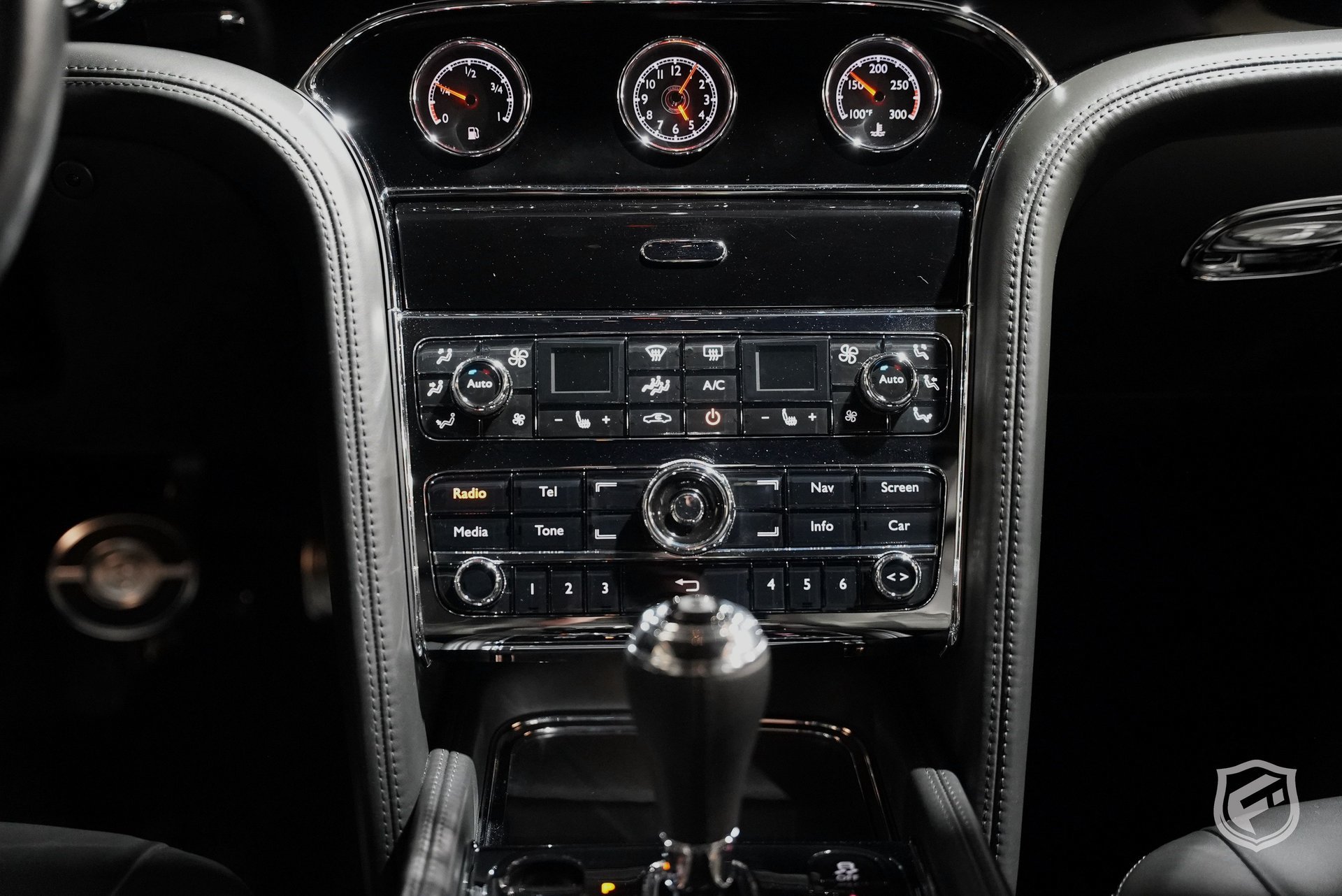 Used 2012 Bentley Mulsanne RWD image 23