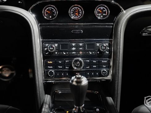 Used 2012 Bentley Mulsanne RWD image 23