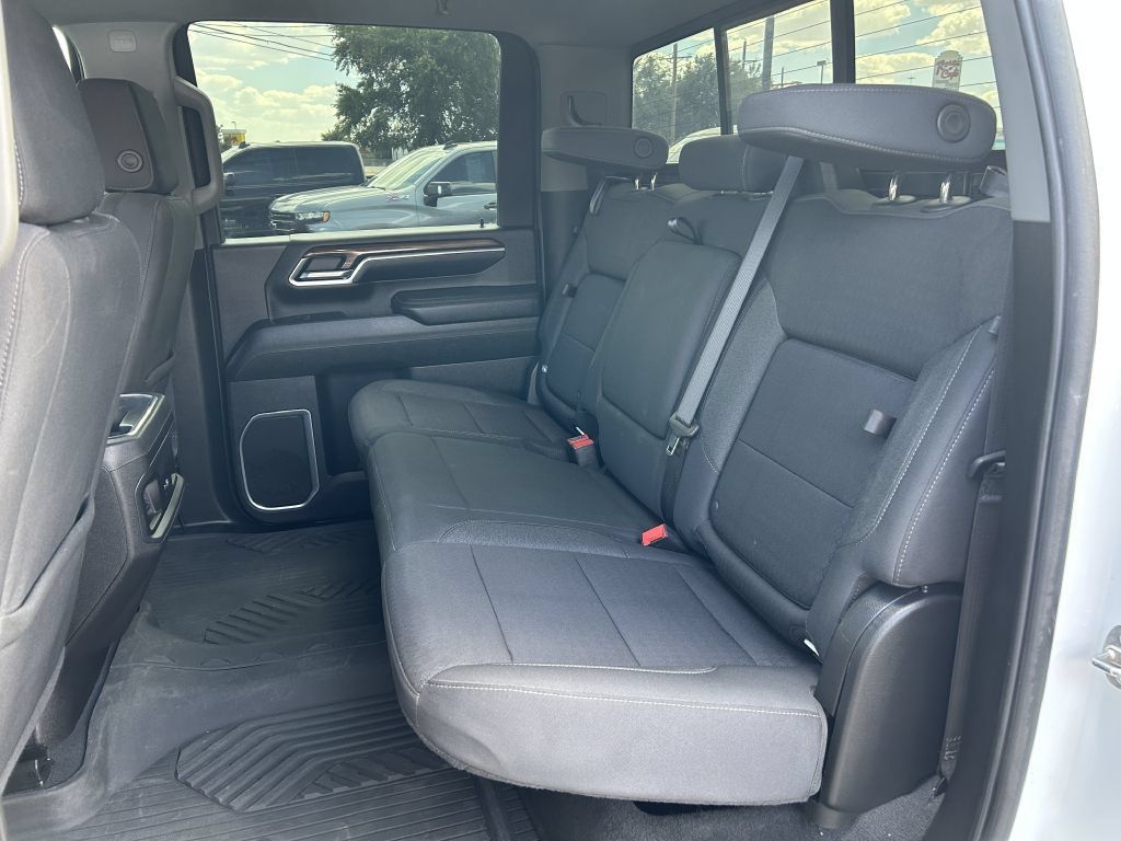Used 2024 Chevrolet Silverado 2500 LT w/ Safety Package AWD/4WD image 13