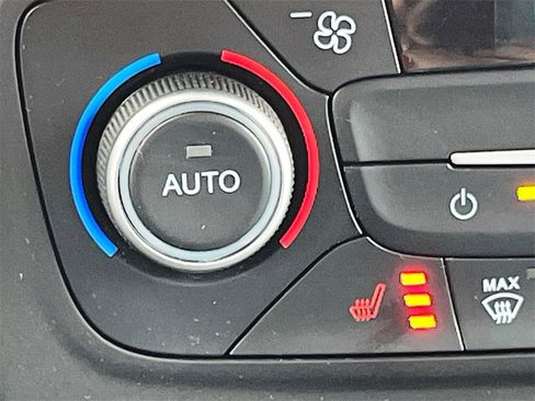 Used 2019 Ford Escape SE image 20