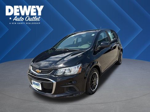 Used 2020 Chevrolet Sonic LT FWD image 1