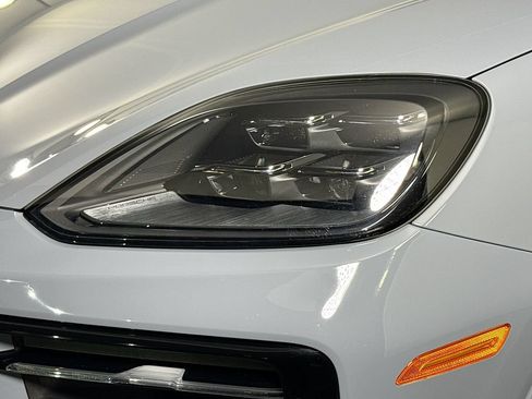 Certified 2024 Porsche Cayenne S AWD/4WD image 26
