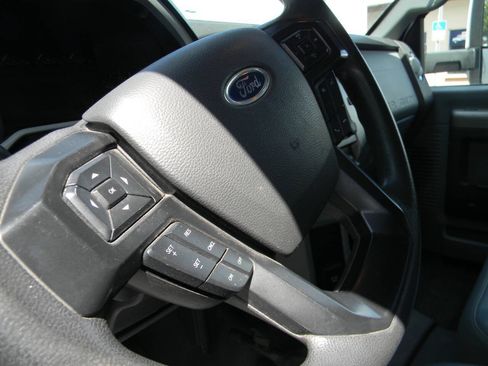Used 2023 Ford F650 2WD Regular Cab Super Duty image 9