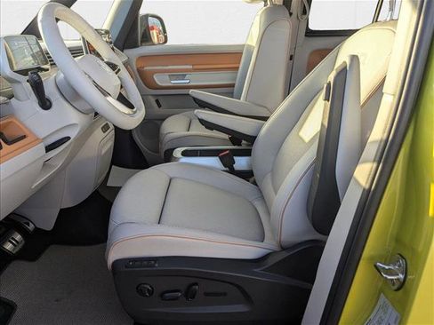 New 2025 Volkswagen ID. Buzz 1st Edition image 4