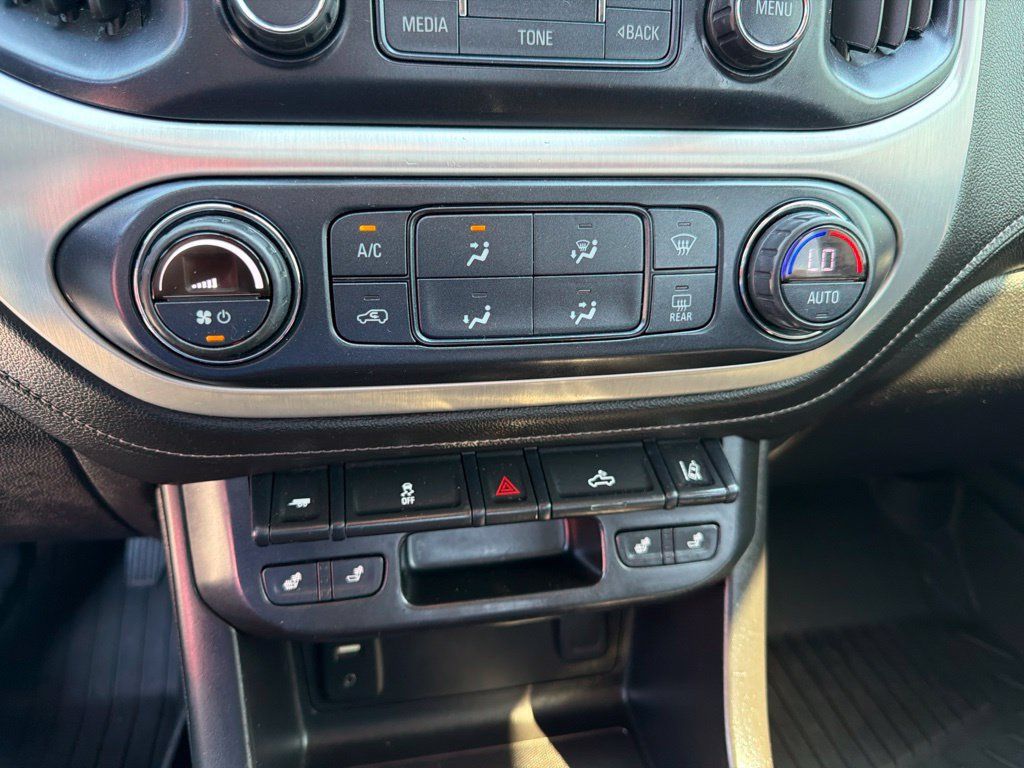 Used 2017 GMC Canyon SLT w/ Driver Alert Package AWD/4WD image 26