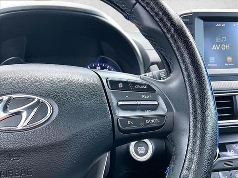 Used 2018 Hyundai Kona Limited FWD image 19