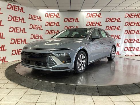 New 2026 Hyundai Sonata Blue FWD image 3
