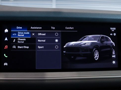 New 2026 Porsche Cayenne image 21