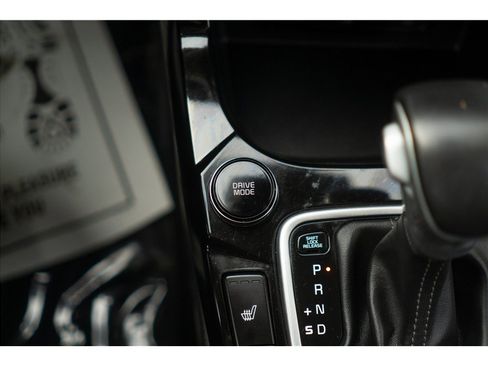 Used 2024 Kia Seltos EX FWD image 18