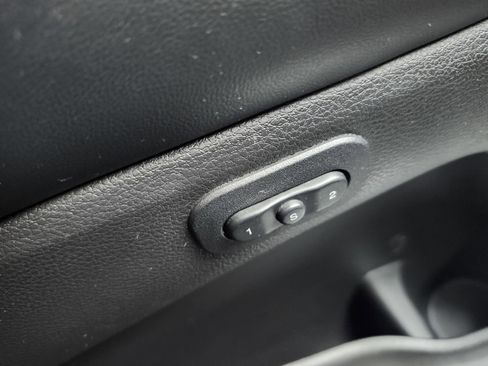 Used 2020 Jeep Grand Cherokee Limited image 17