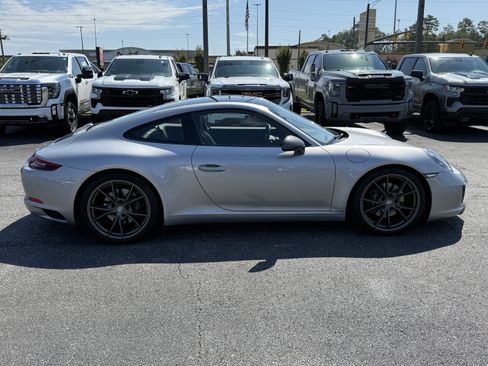 Used 2018 Porsche 911 Carrera T RWD image 12