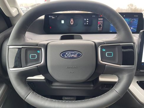 New 2025 Ford Expedition Max Active image 31