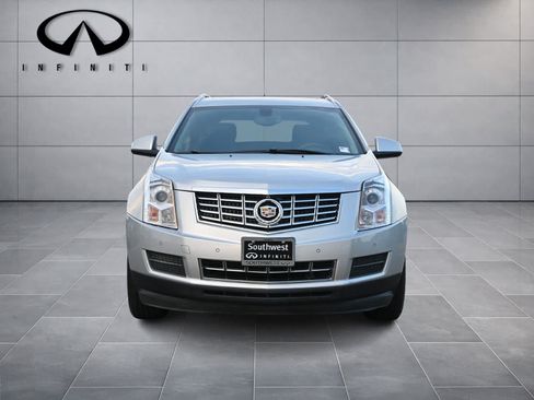 Used 2014 Cadillac SRX Luxury FWD image 2