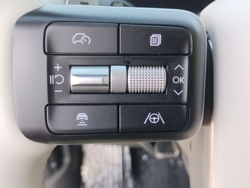 Used 2024 Hyundai Santa Fe SEL AWD/4WD image 16