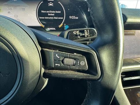 Used 2020 Porsche Taycan 4S image 28