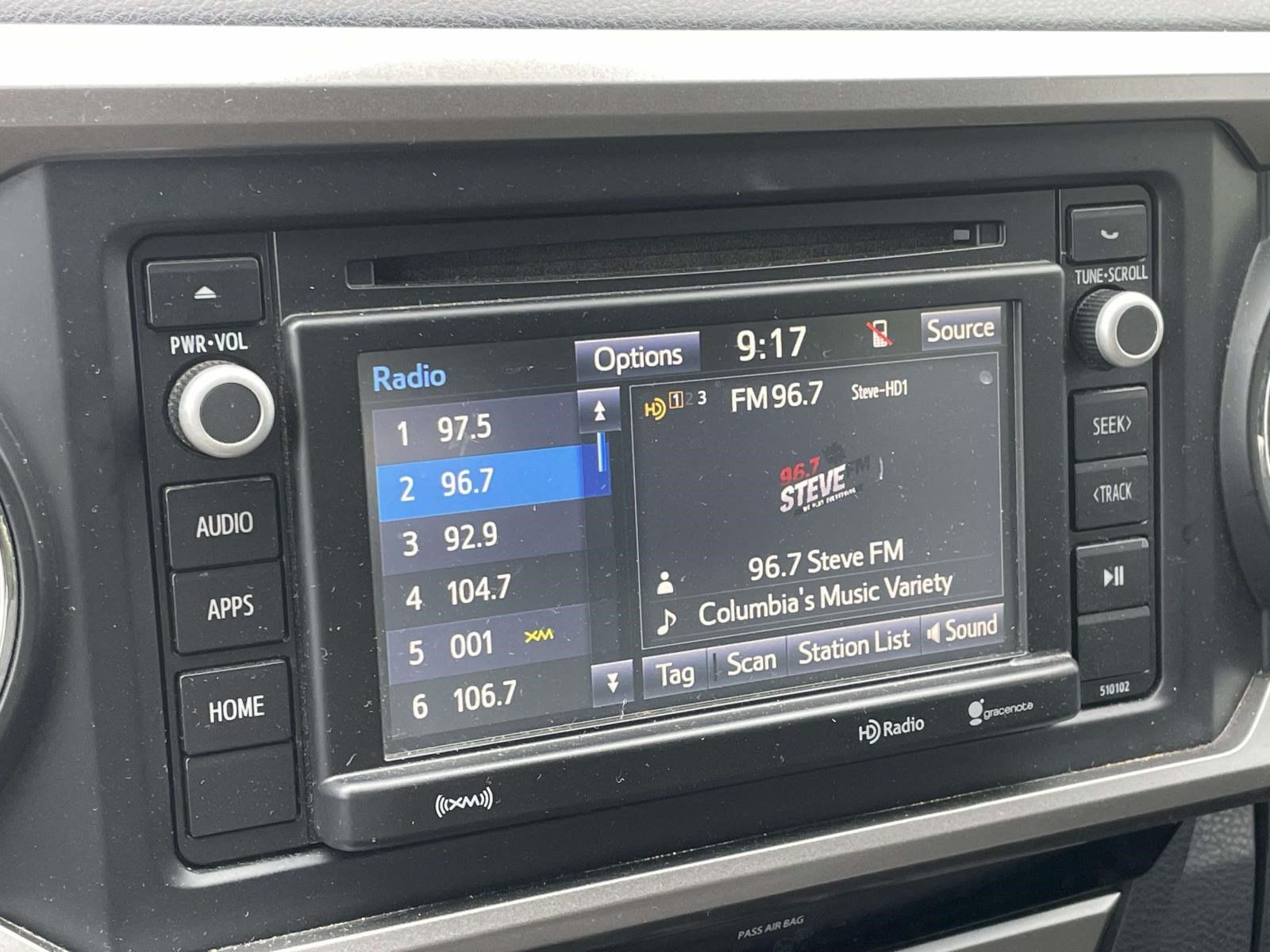 Used 2018 Toyota Tacoma SR5 RWD image 24