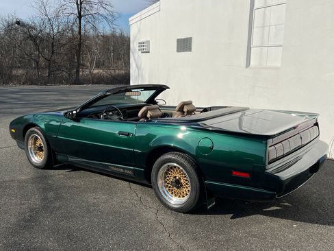 Used 1992 Pontiac Firebird Trans Am RWD image 34