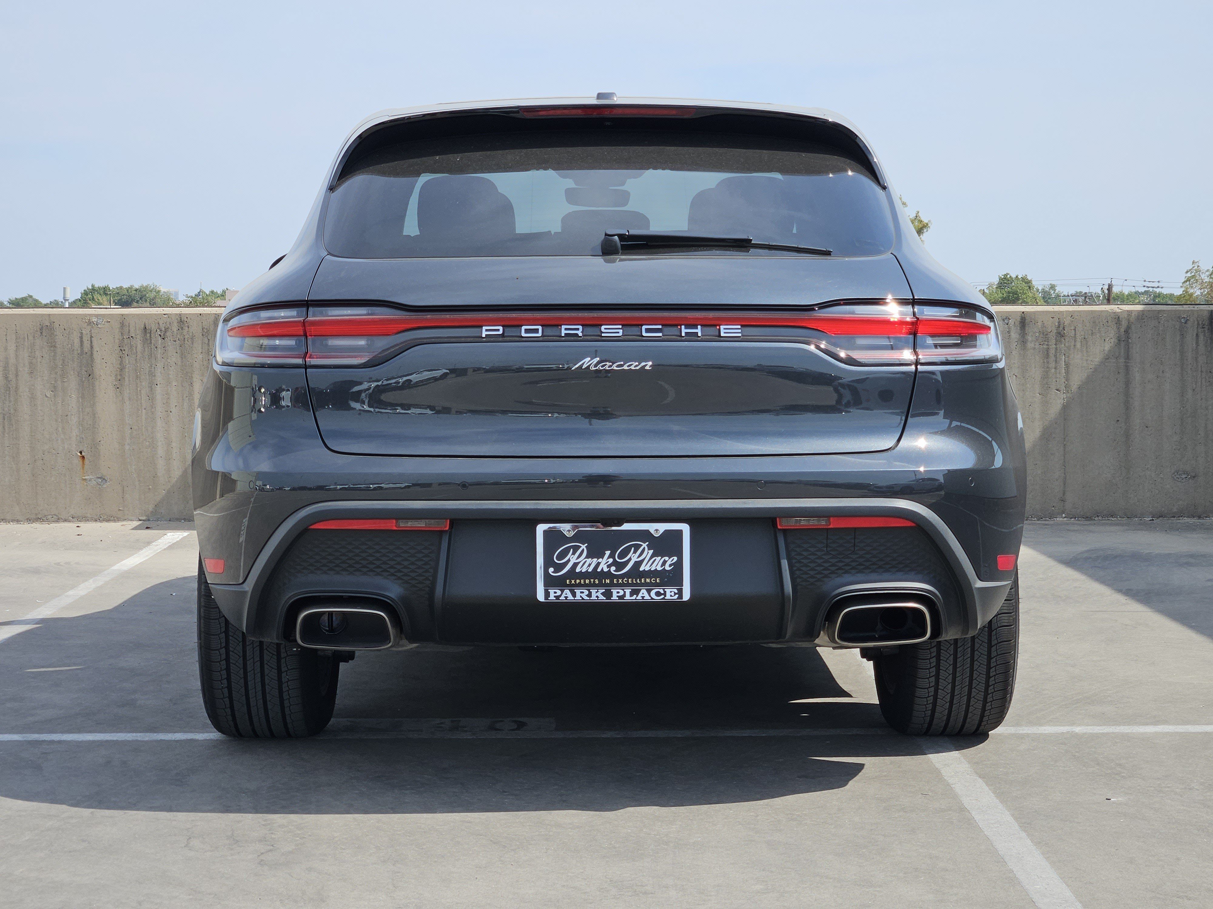 Certified 2026 Porsche Macan AWD/4WD image 7
