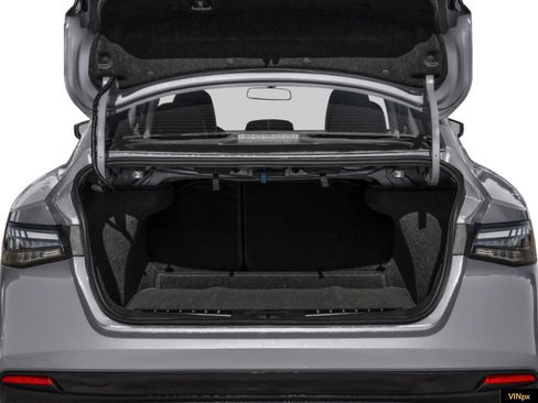 New 2026 Nissan Sentra SR w/ Floor Mat Package FWD image 9