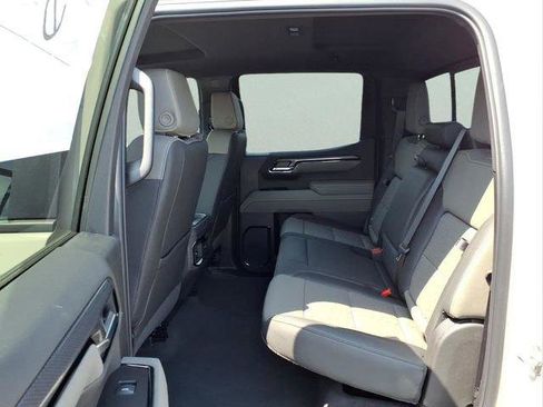 New 2026 Chevrolet Silverado 1500 ZR2 AWD/4WD image 6