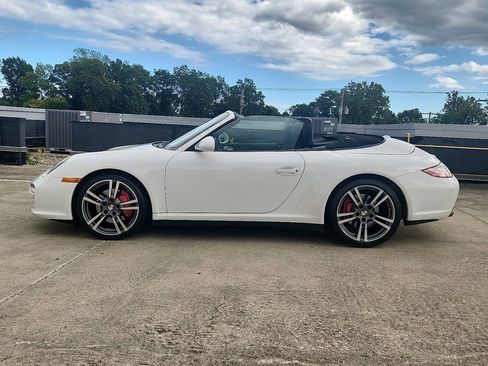 Used 2012 Porsche 911 Carrera 4S image 2