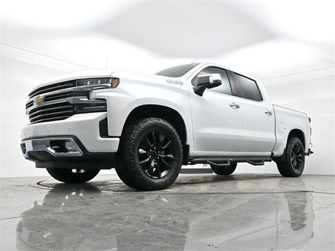 Used 2021 Chevrolet Silverado 1500 High Country w/ Safety Package II image 26