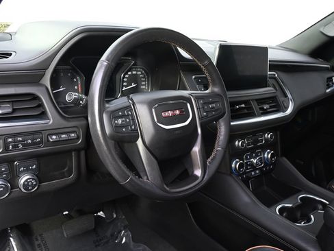 Used 2021 GMC Yukon AT4 w/ Rear Media and Nav Package AWD/4WD image 11