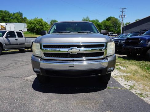Used 2008 Chevrolet Silverado 1500 LT w/ Power Pack Plus AWD/4WD image 8